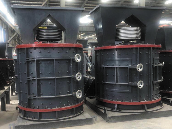 復(fù)合式破碎機(jī)多少錢？立軸制砂機(jī)型號(hào)參數(shù)表